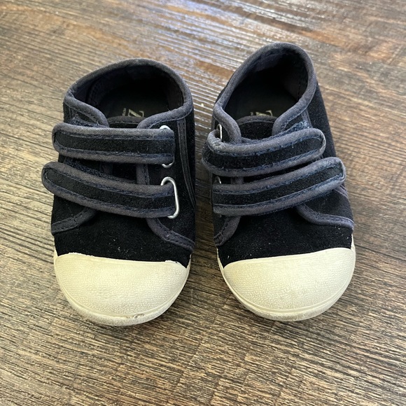 Zara Baby Shoe - Picture 2 of 9